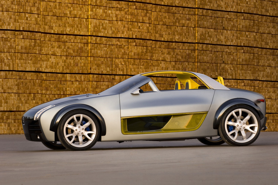 Left side view of a parked Nissan URGE Concept.