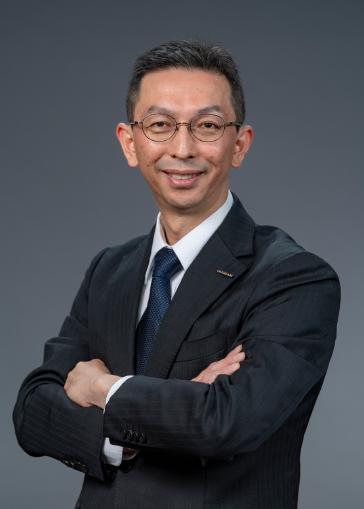 富田 達三