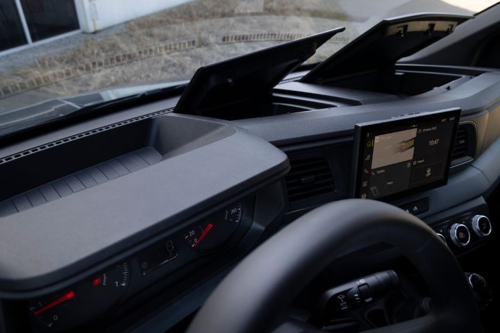 Ujęcie detalu w wnętrzu Nissan Interstar LCV