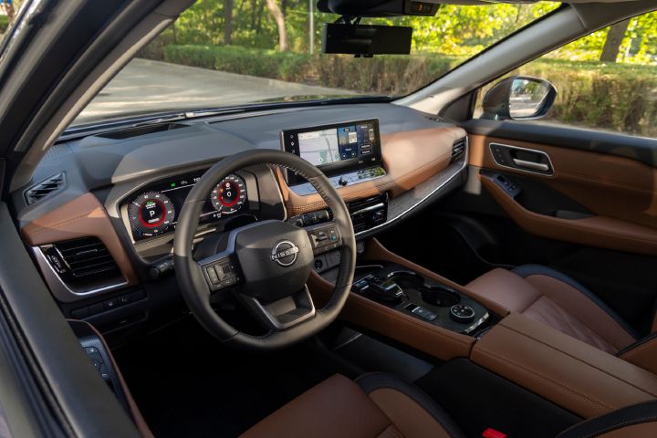 Nowy Nissan X‑Trail Tekna+ – wnętrze