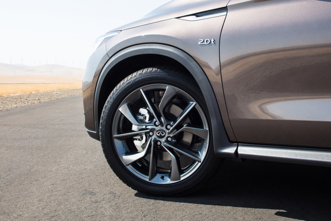 インフィニティ 新型 Qx50 を発表