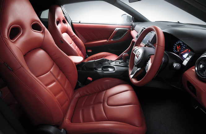 日産自動車 Nissan Gt R 17年モデルを発売