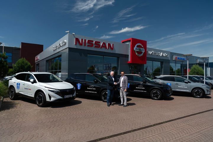 Dealer Nissana – firma Budmat Auto – kontynuuje partnerstwo z Wisłą Płock