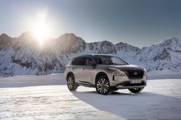 X-Trail e-4ORCE takes Andorra on a snow test drive 