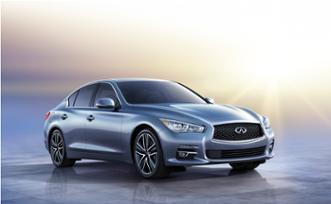 インフィニティQ50」を発表