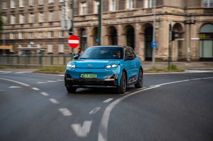 Nowy elektryczny Nissan Micra – ujęcie dynamiczne