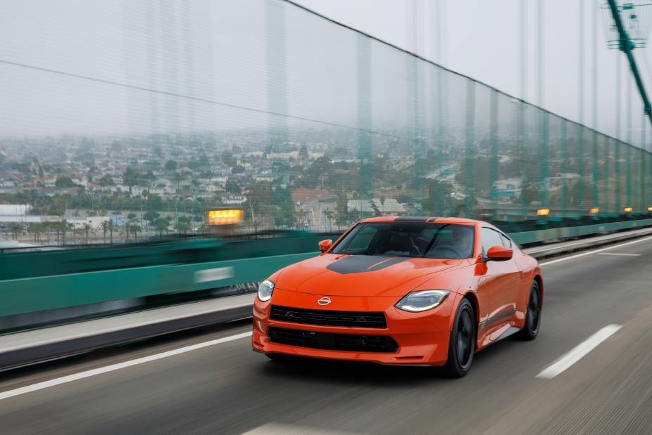 Nissan celebrates 55 years of Z history with Heritage Edition model