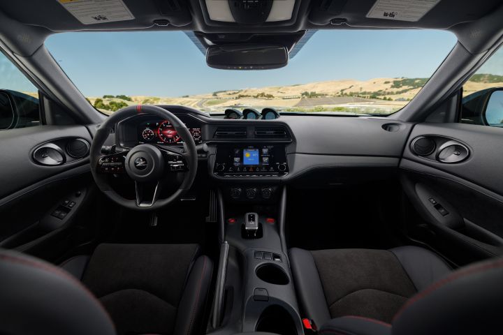 Nissan Z NISMO interior dash close-up