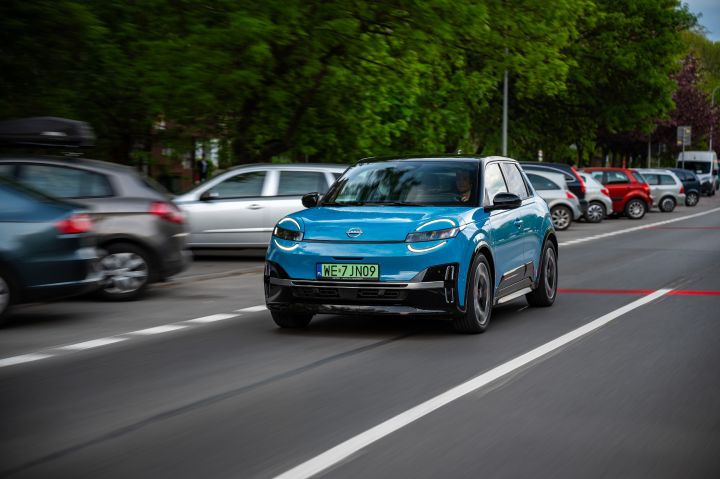 Nowy elektryczny Nissan Micra – ujęcie dynamiczne