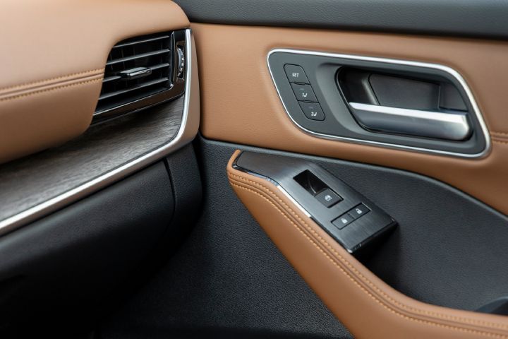 Nowy Nissan X‑Trail Tekna+ – wnętrze