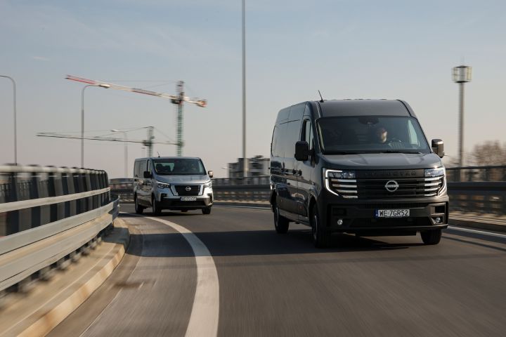 Ujęcie dynamiczne Nissan Interstar i Primastar