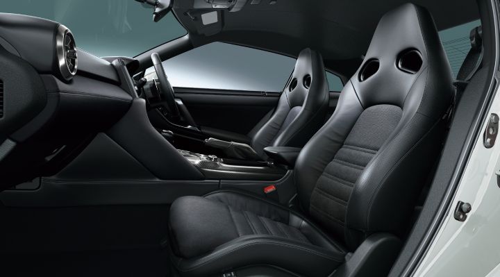 GT‑R 2025 Pure edition photo taken from front seats colored with black