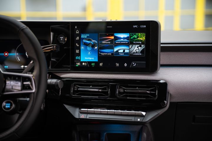 Nowy elektryczny Nissan Micra – wnętrze