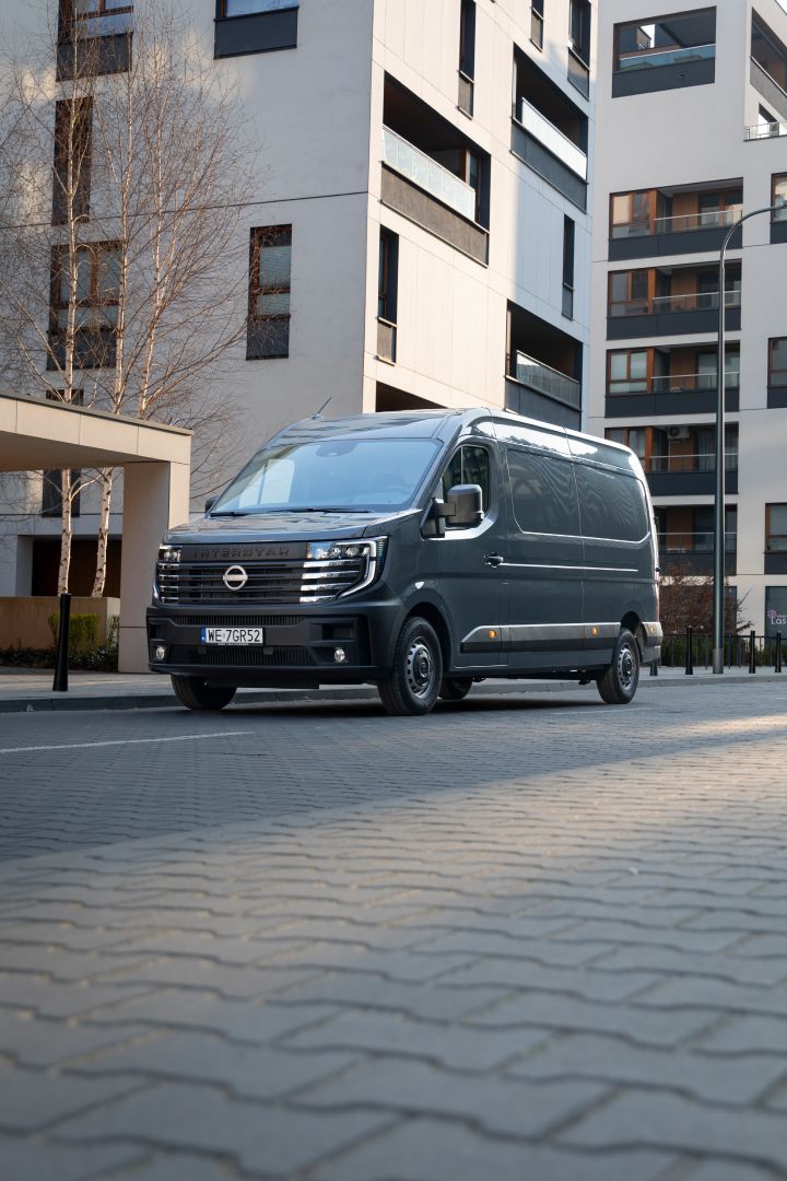 Ujęcie statyczne nadwozia Nissan Interstar LCV