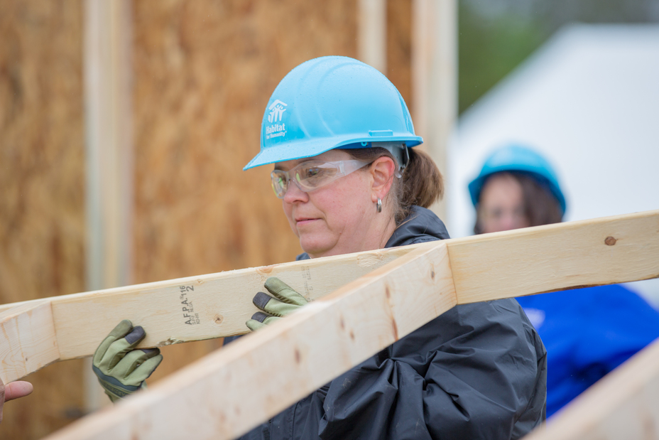 Nissan supports Habitat’s Home is the Key campaign