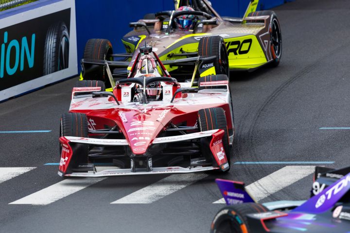 Luftaufnahme von Norman Nato im Nissan Formel E Rennwagen mit der Startnummer 23 während des Sanya E-Prix.