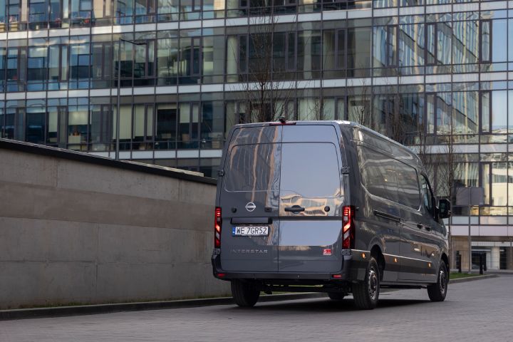 Ujęcie statyczne nadwozia Nissan Interstar LCV