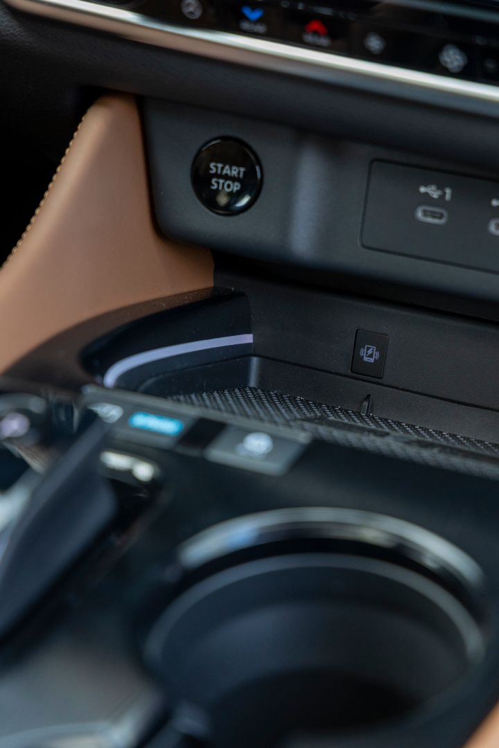 Nowy Nissan X‑Trail Tekna+ – wnętrze
