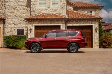 The 2023 Nissan Armada meets the needs of drivers looking for full-size SUV strength and capability with an extensive list of premium features and technologies. The Armada has a bold, chiseled appearance that underlines its capabilities, with desirable elements like a large signature Nissan grille, available 22-inch wheels and standard LED headlights.