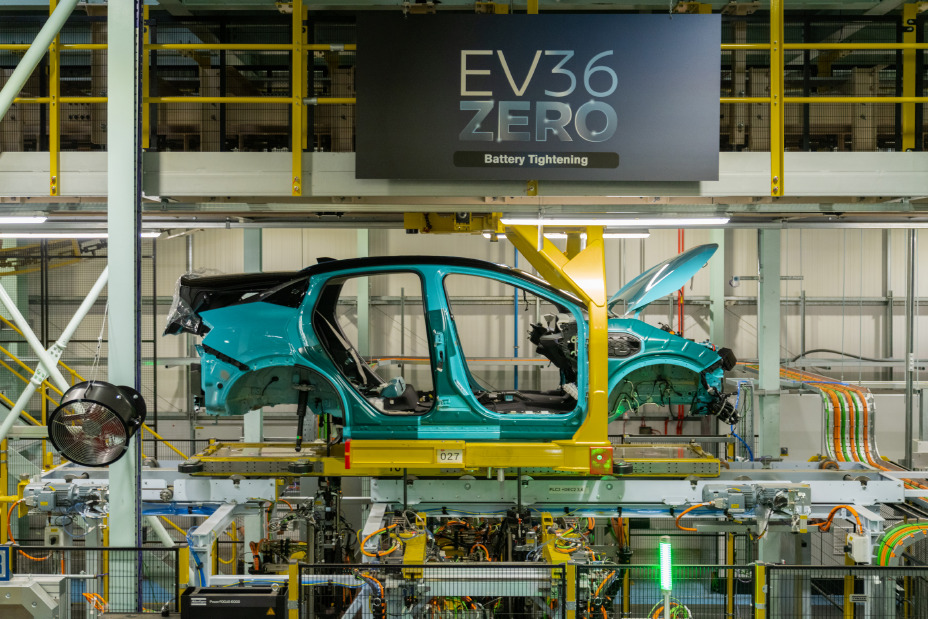 Nissan LEAF avec panneau EV36zero