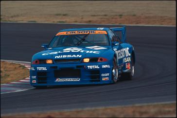 New Nissan Skyline GT-R makes debut in JGTC