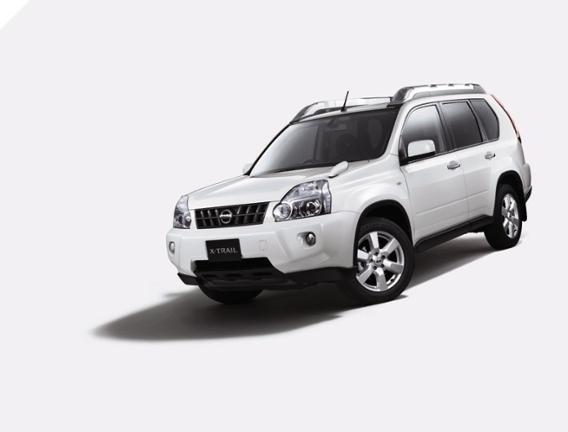 Nissan X‑Trail White pearl (3P)