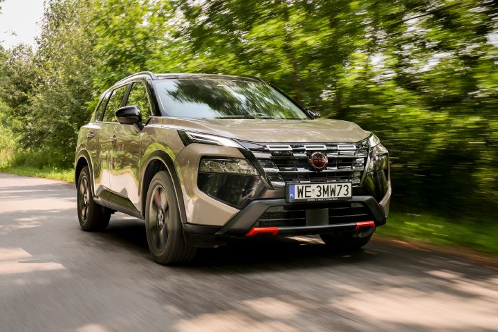 Nowy Nissan X‑Trail N-Trek – ujęcie dynamiczne