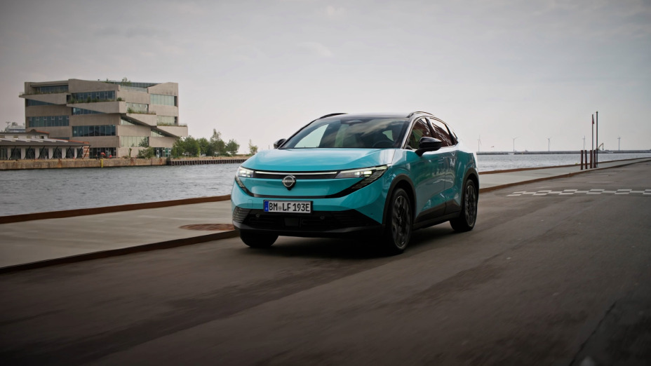 New Nissan LEAF