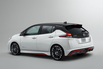 Nissan zaprezentował model LEAF NISMO Concept na Salonie Samochodowym w Tokio