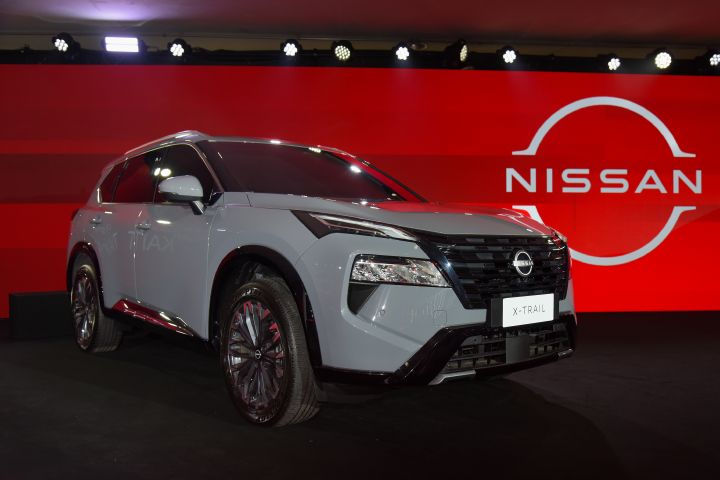 Nissan Xtrail e‑Power, que será lançado no mercado brasileiro, no palco do evento do Nissan Kait